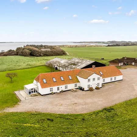 Сasa de vacaciones Thorge - 75m To The Fjord By Interhome *
